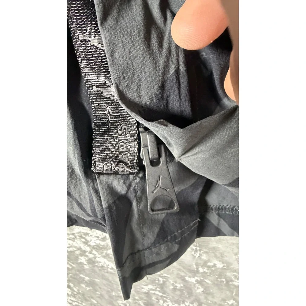 Jordan Paris Saint Germain PSG‎ Mens SS Button Up Black Camo Size S DM3108010